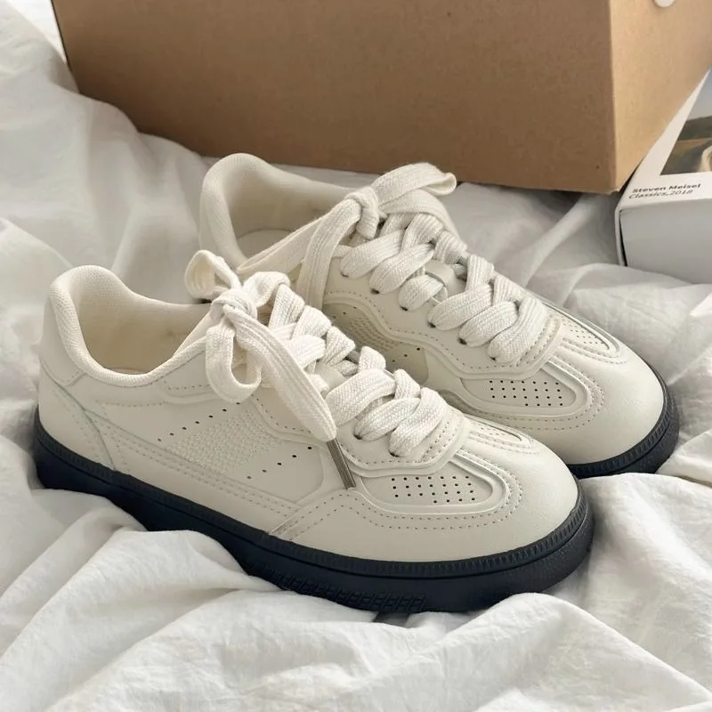 Fashion Breathable White Shoes - Outdoor Sports Shoes ulasan dan harga